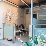 Apolafsi 2 New With Kitchen