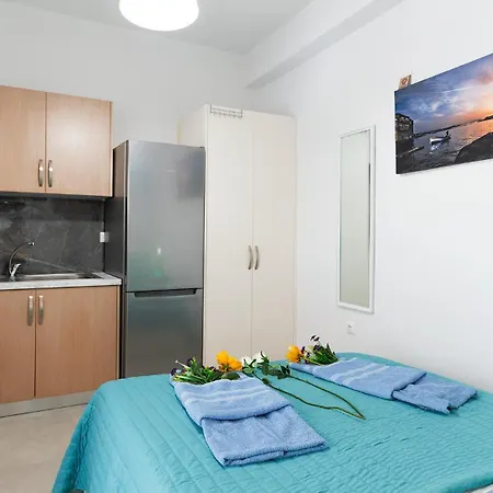 דירה Apolafsi 2 New With Kitchen *