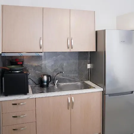Apolafsi 2 New With Kitchen Daire *