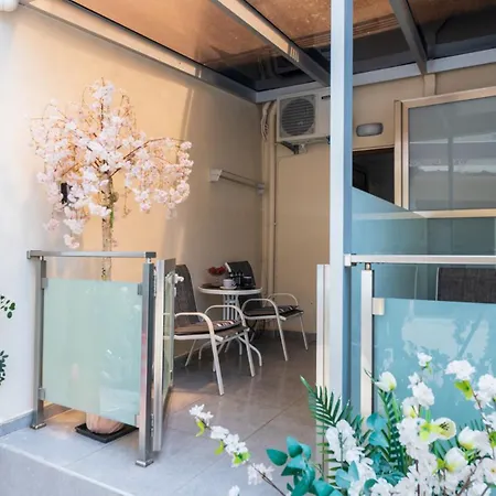 Apolafsi 2 New With Kitchen